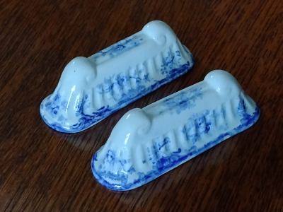 Blue & White china Collectable Antique Knife Rests right view