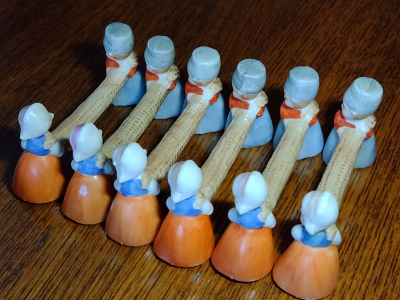 Dutch Boys and Girls Collectable Antique Knife Rests rear view