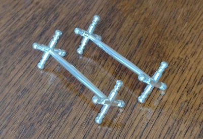 Thomas Bradbury 4 ball flat crosses silver Collectable Antique Knife Rests left view